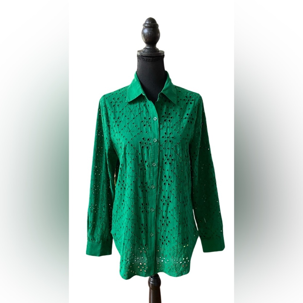 Adiva: Green Swiss Dot Embroidered Button Down Shirt